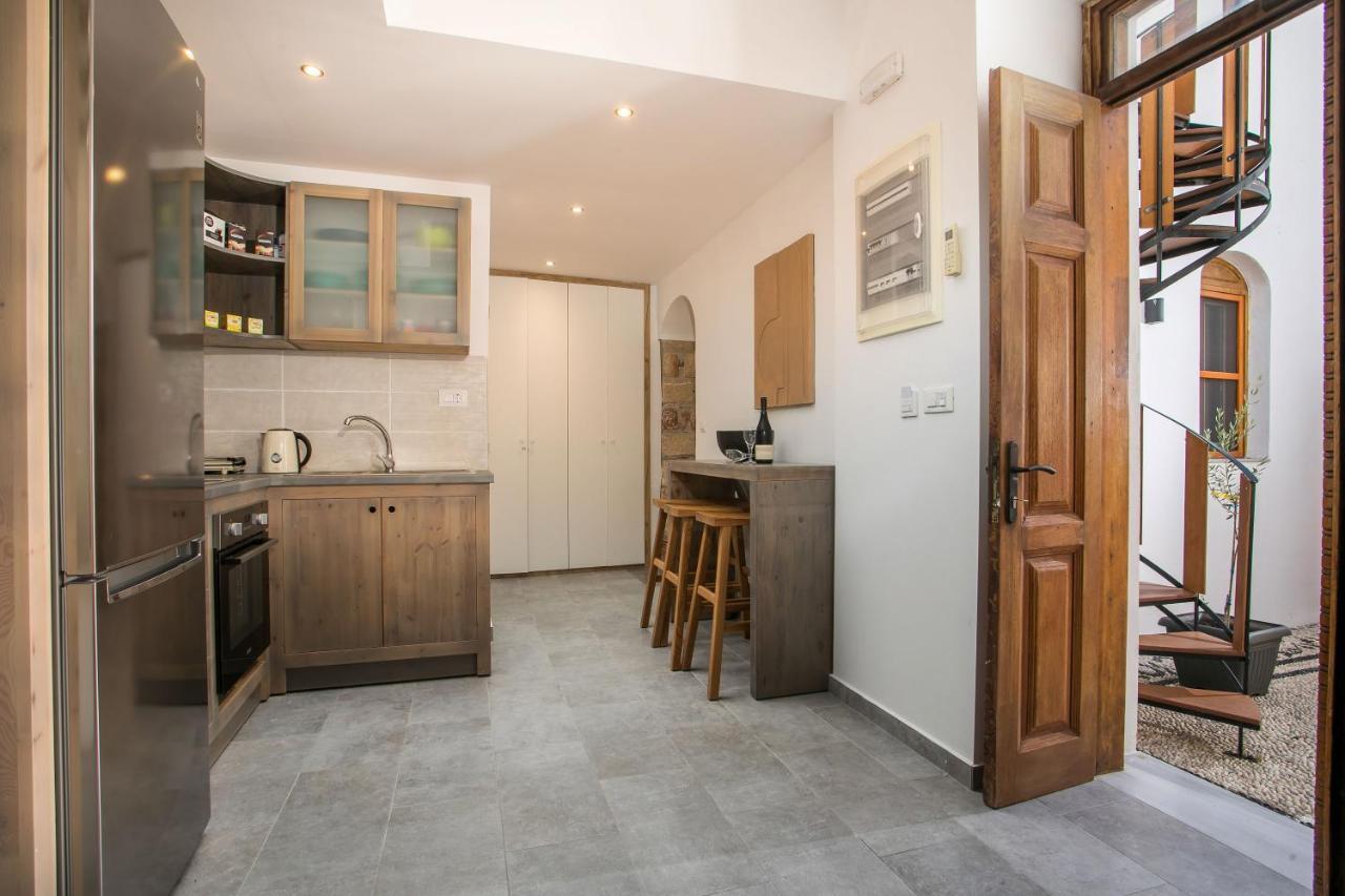 Pera Houses 2-Bedroom In The Center Of Lindos Exterior photo